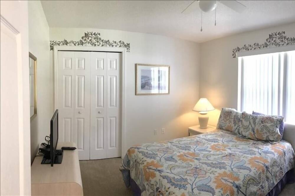 Photo of Bedroom in Thousand Oaks