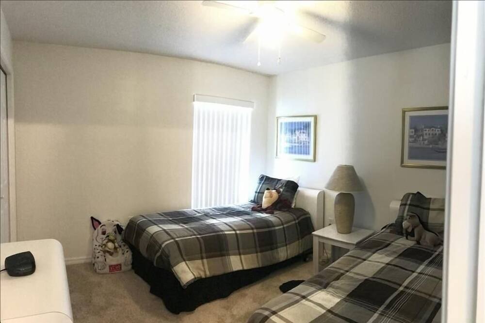 Photo of Bedroom in Thousand Oaks