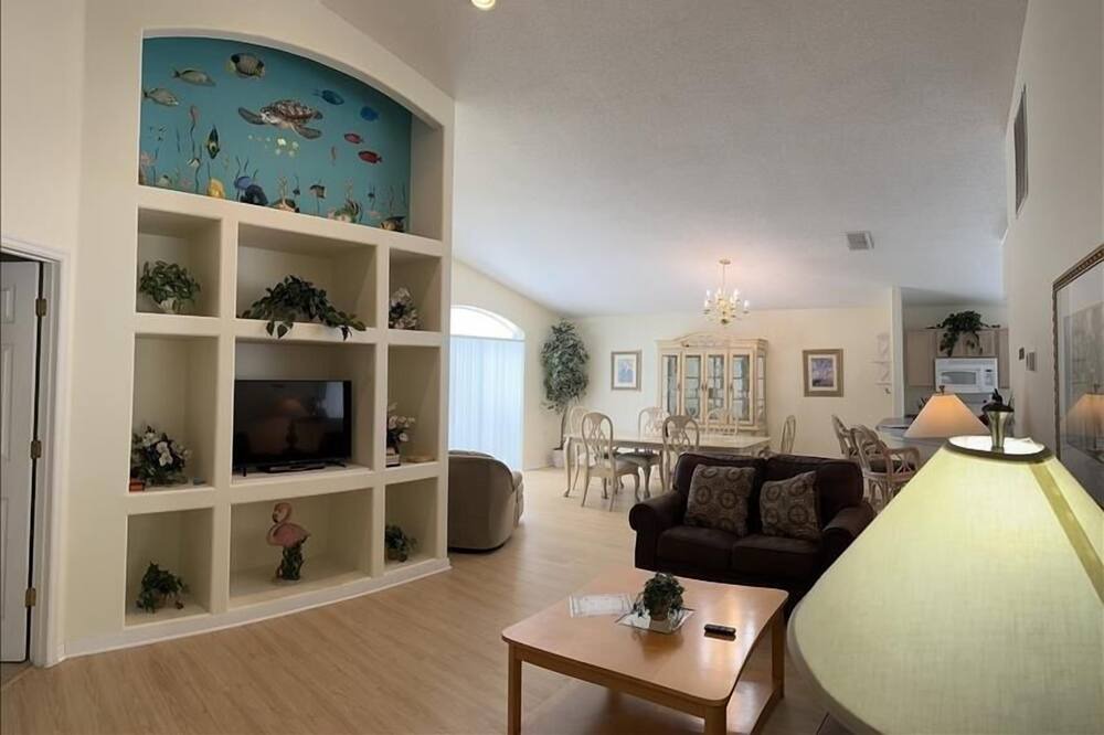 Photo of Bedroom in Thousand Oaks