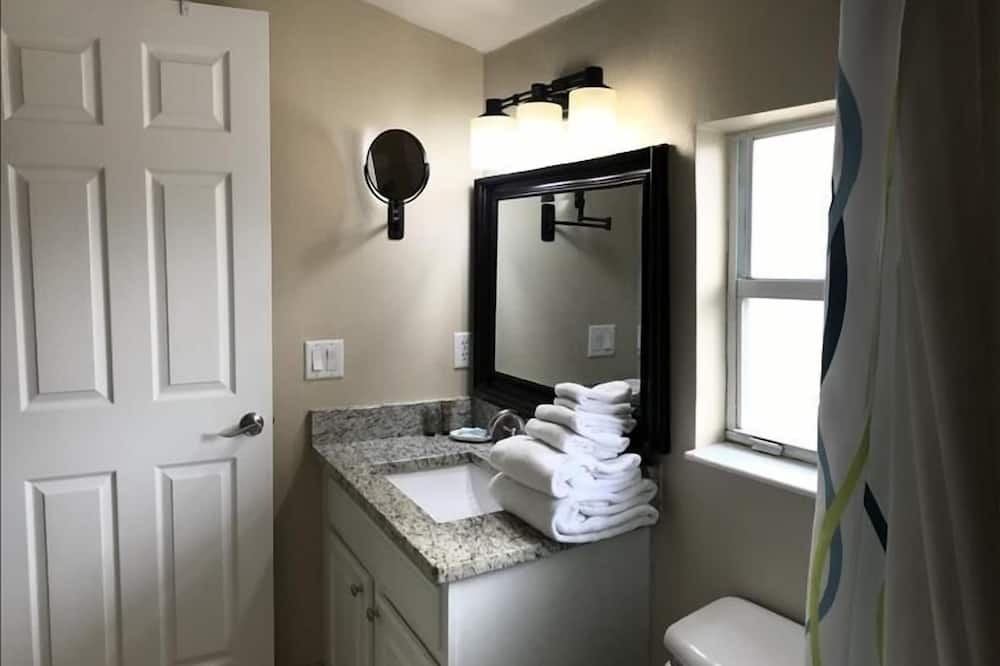 Photo of Bathroom in Westridge