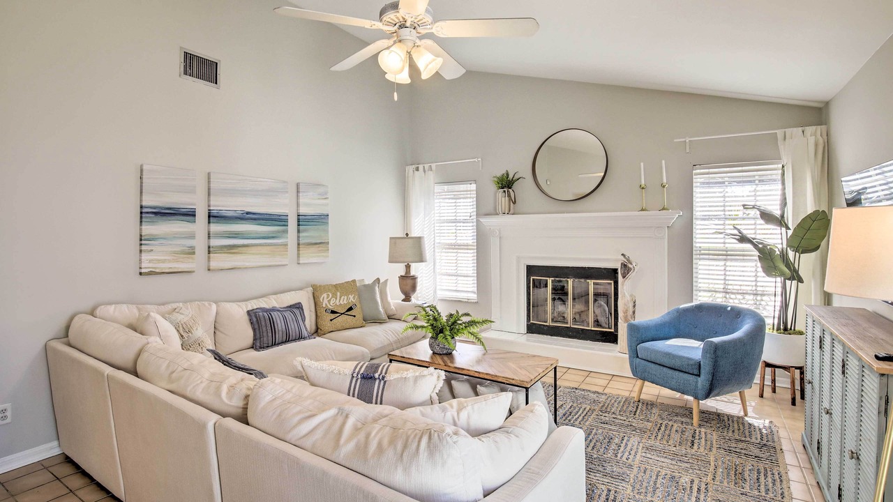 Photo of Livingroom in Bloomingdale