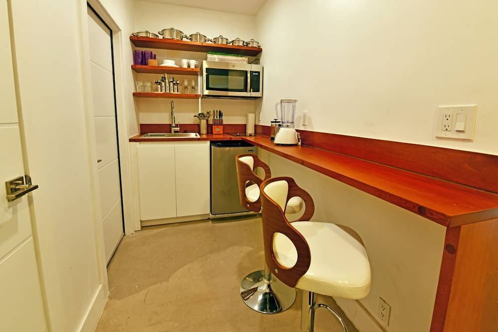 Photo of Kitchen in Flagler Village