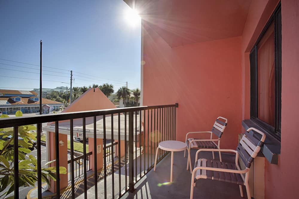 Photo of Patio Balcony in Independence Square