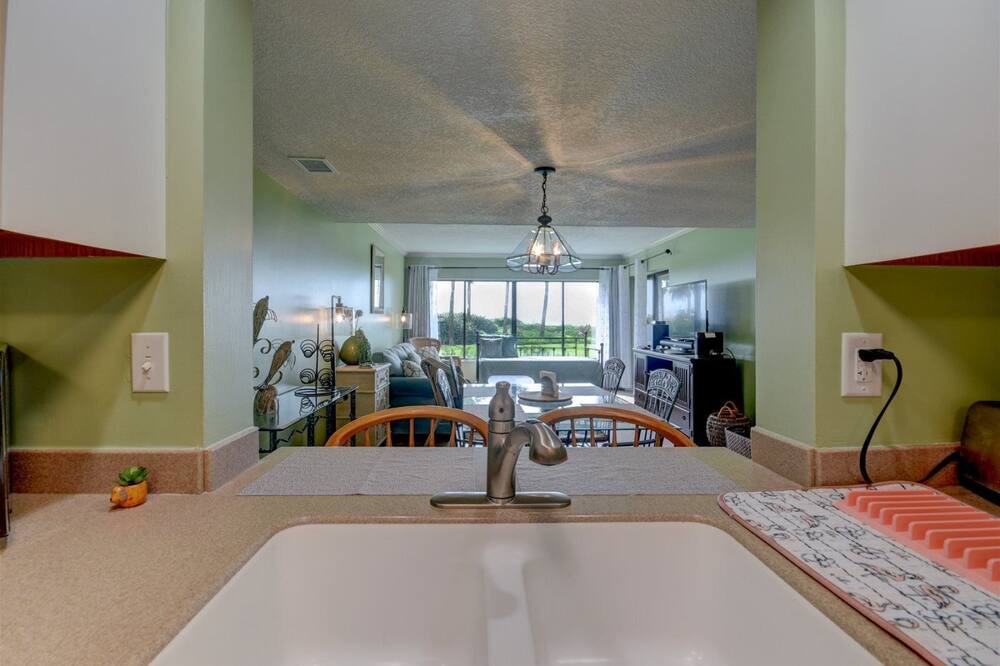 Photo of Kitchen in Amelia City