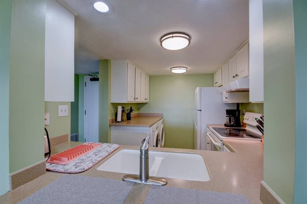 Photo of Kitchen in Amelia City