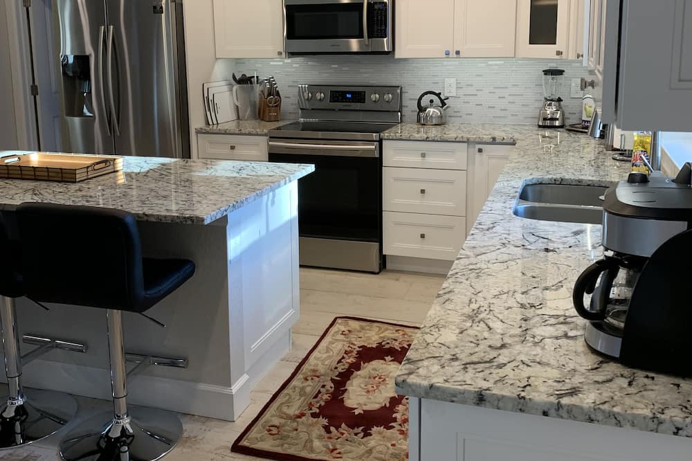 Photo of Kitchen in Venice Gardens