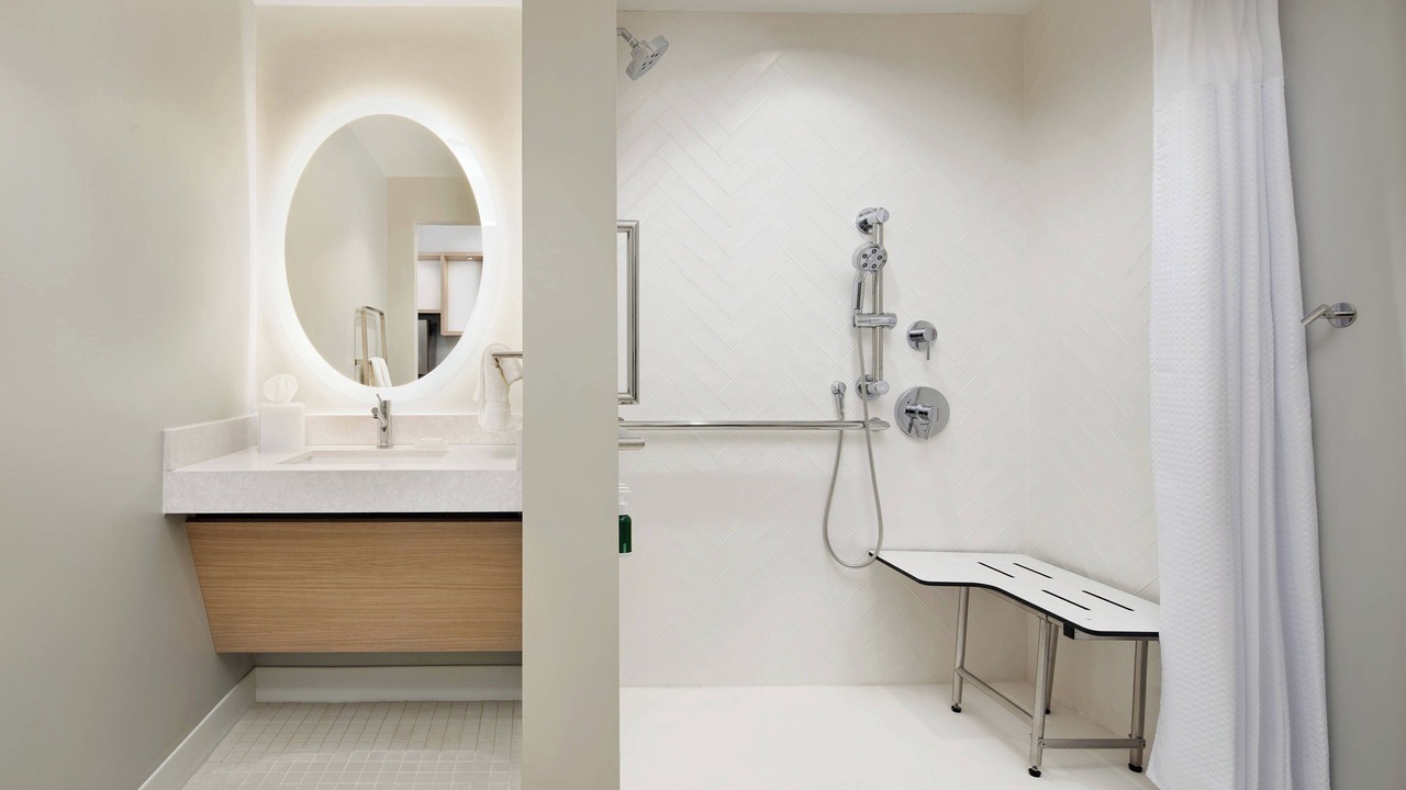 Photo of Bathroom in Orient Park