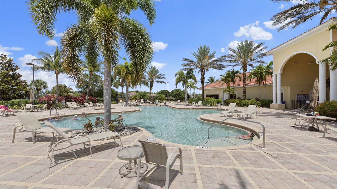 Photo of Outdoor in Estero