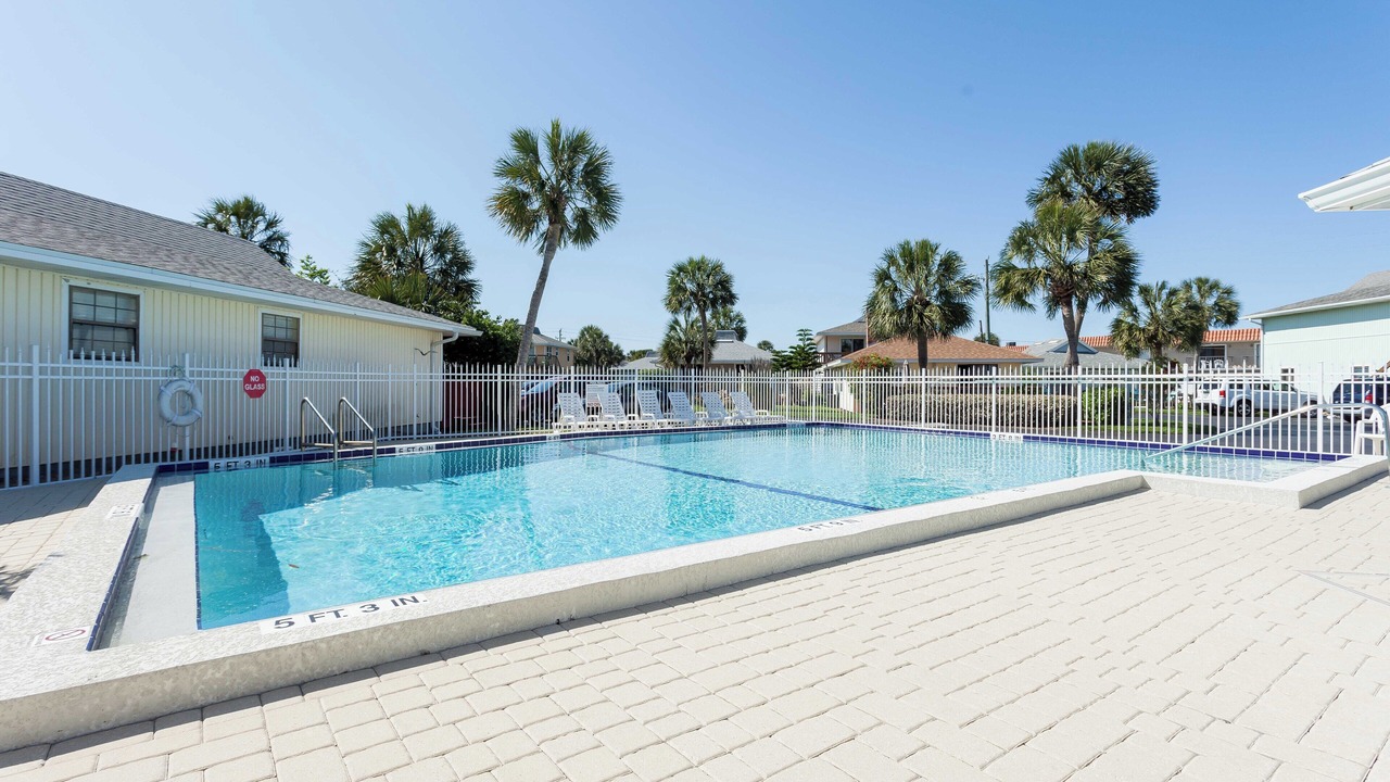 Photo of Others in Surfcrest Village