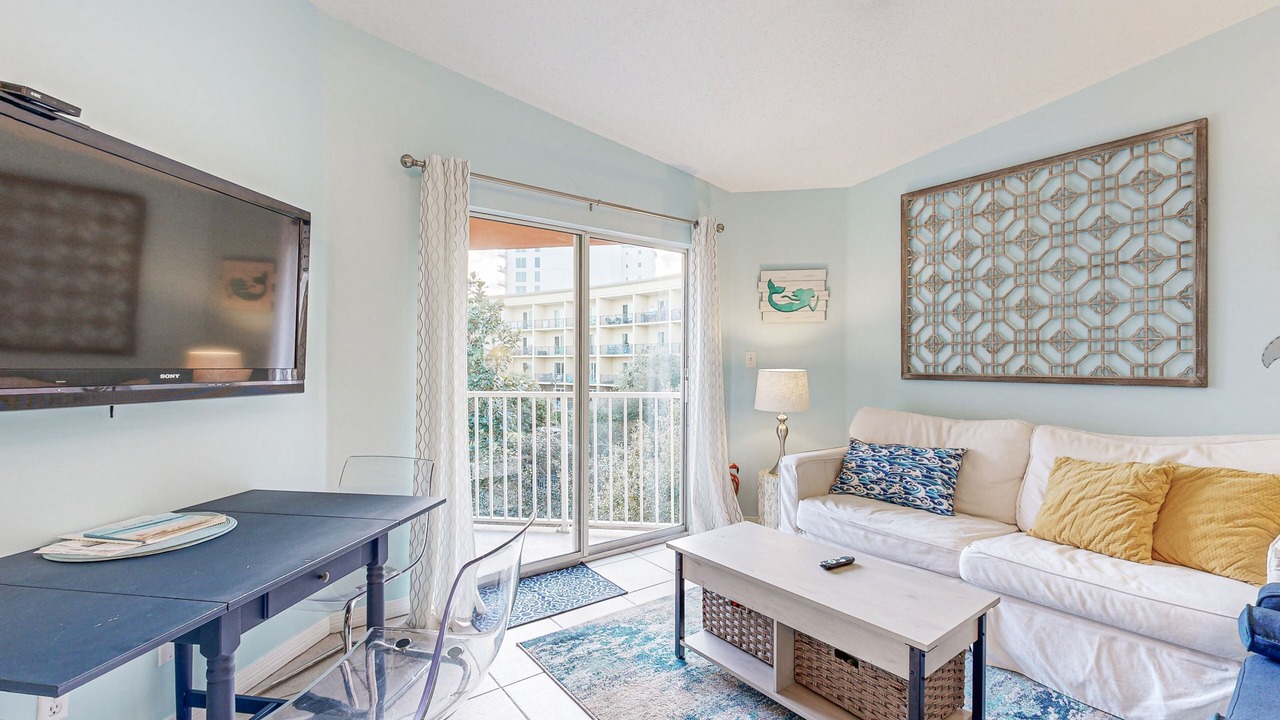 Photo of Livingroom in Fort Walton Beach - Destin