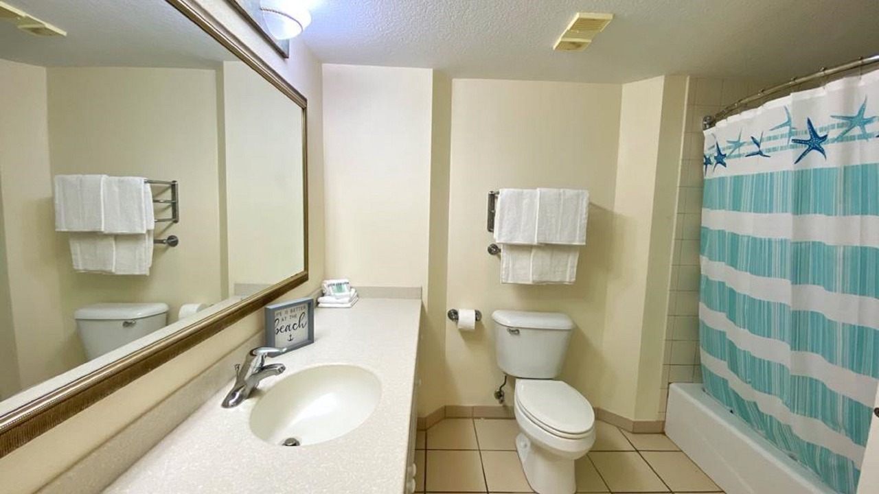 Photo of Bathroom in Ortona Park