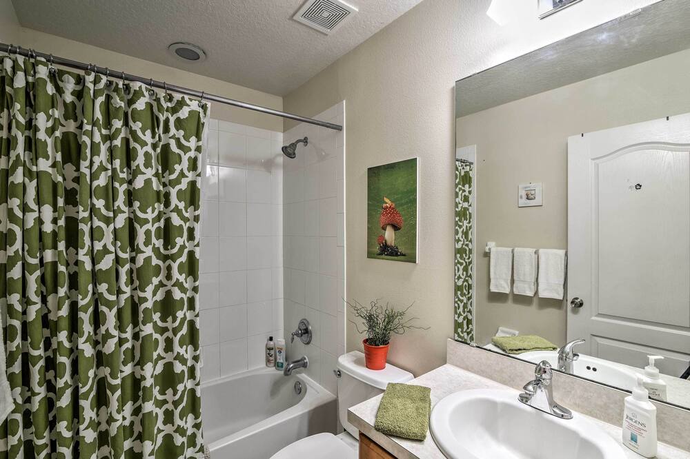 Photo of Bathroom in West Haven