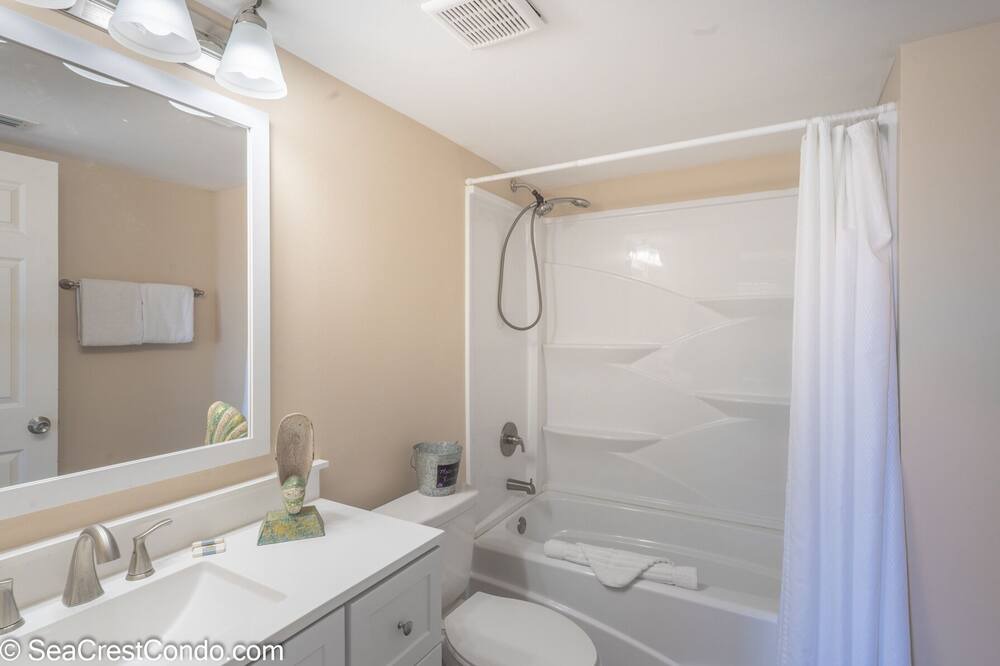 Photo of Bathroom in Fort Walton Beach