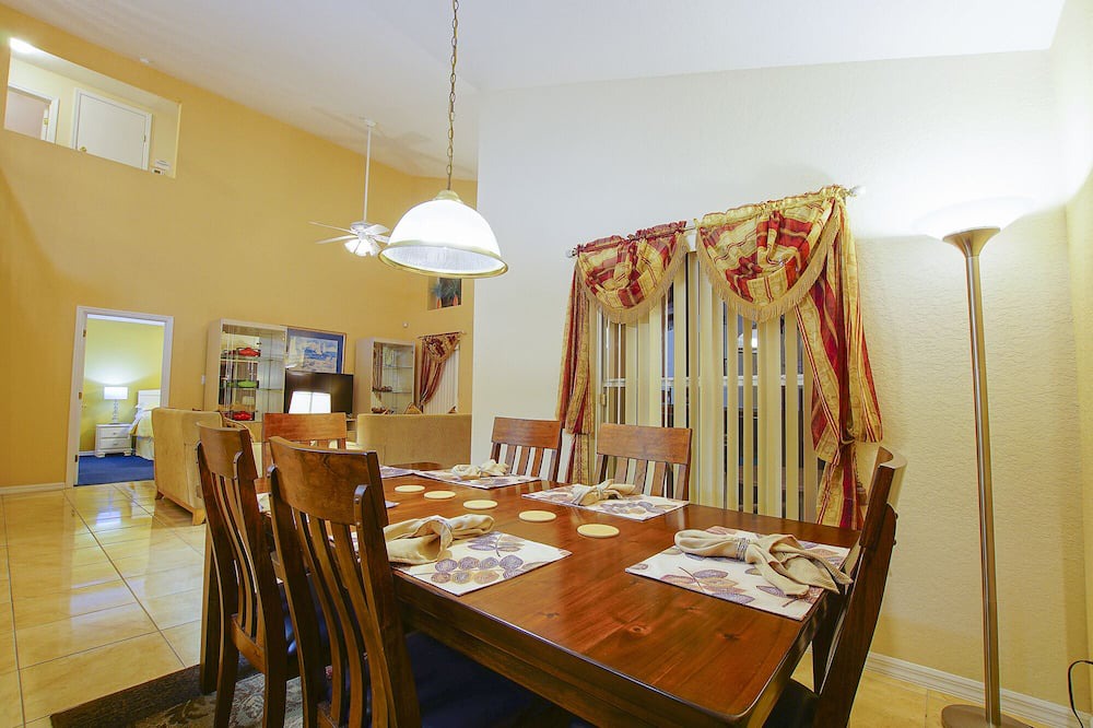 Photo of Kitchen in Highlands Reserve