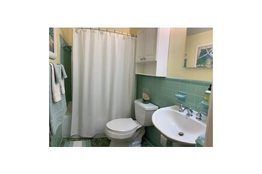 Photo of Bathroom in Riviera Beach