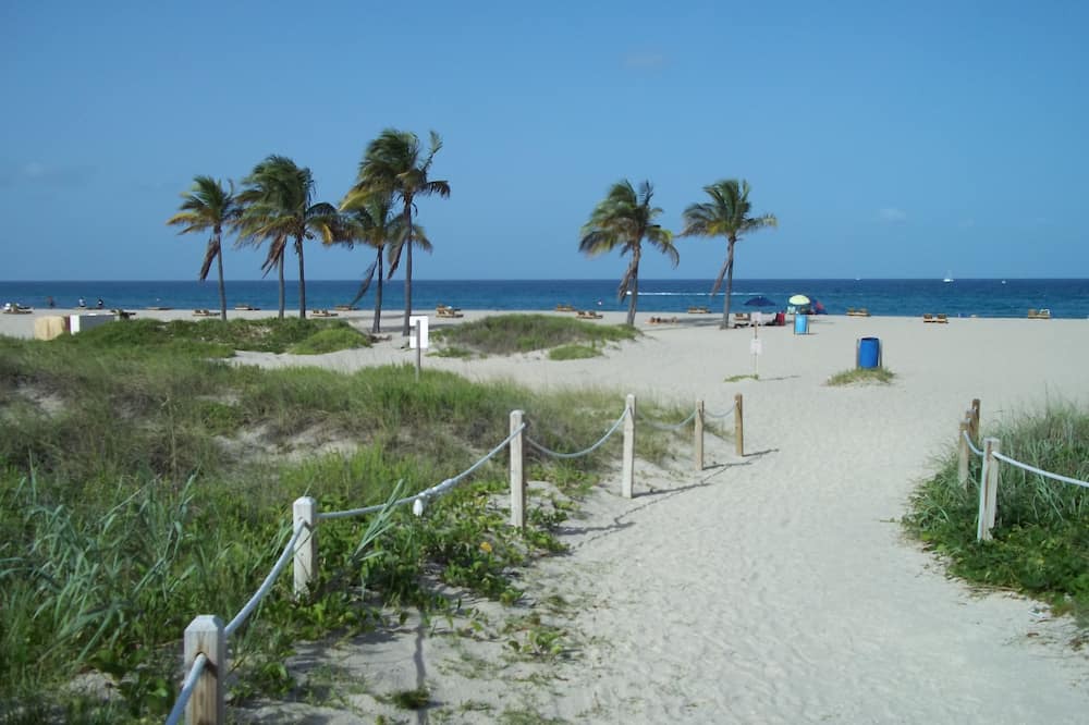 Photo of Others in Riviera Beach