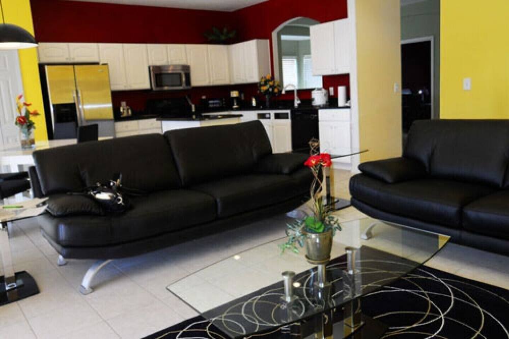 Photo of Livingroom in Solana