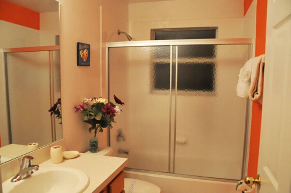 Photo of Bathroom in Solana