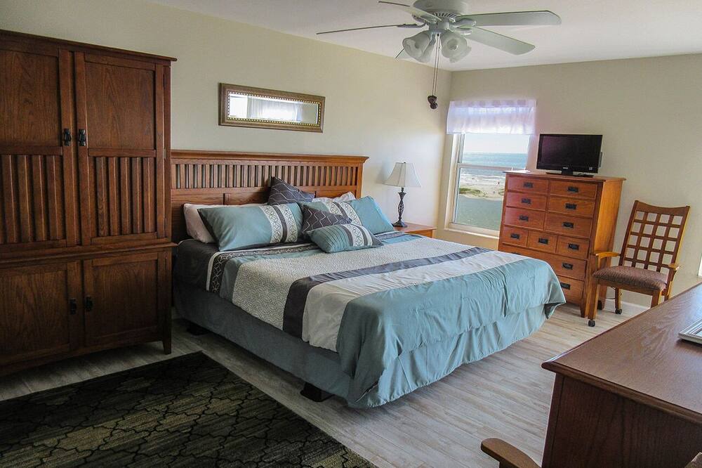 Photo of Bedroom in South Island