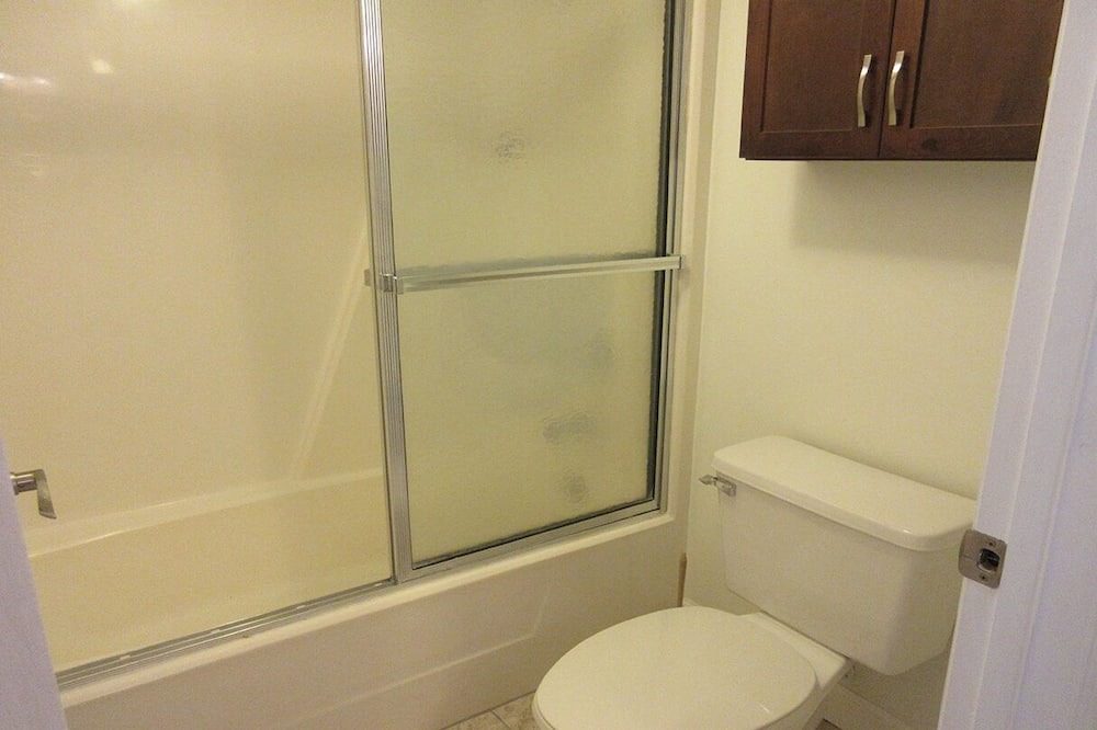 Photo of Bathroom in South Island