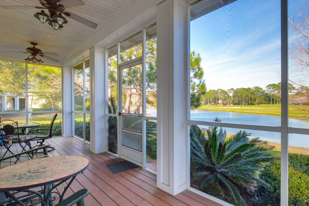 Photo of Outdoor in Laurel Grove