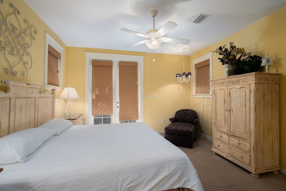 Photo of Bedroom in Laurel Grove