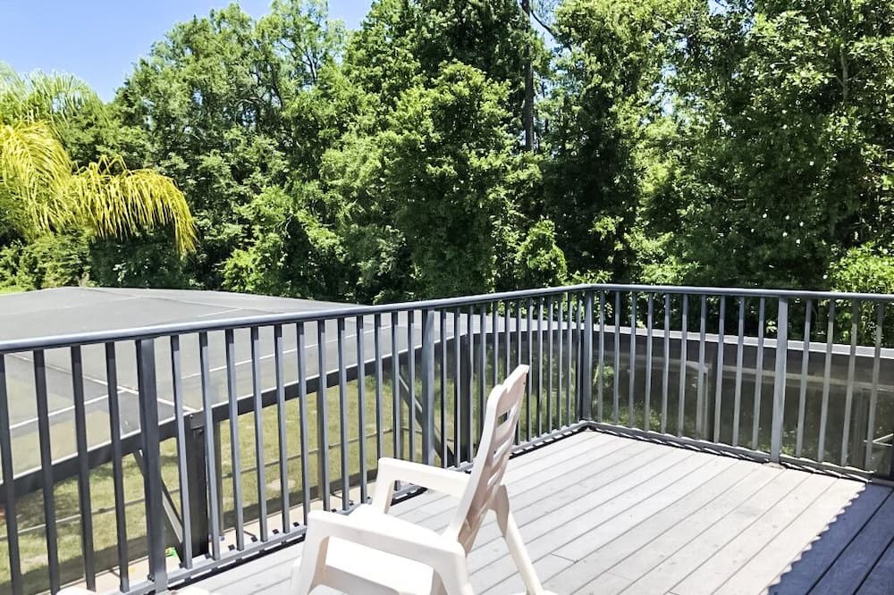 Photo of Patio Balcony in Lake Wilson Preserve