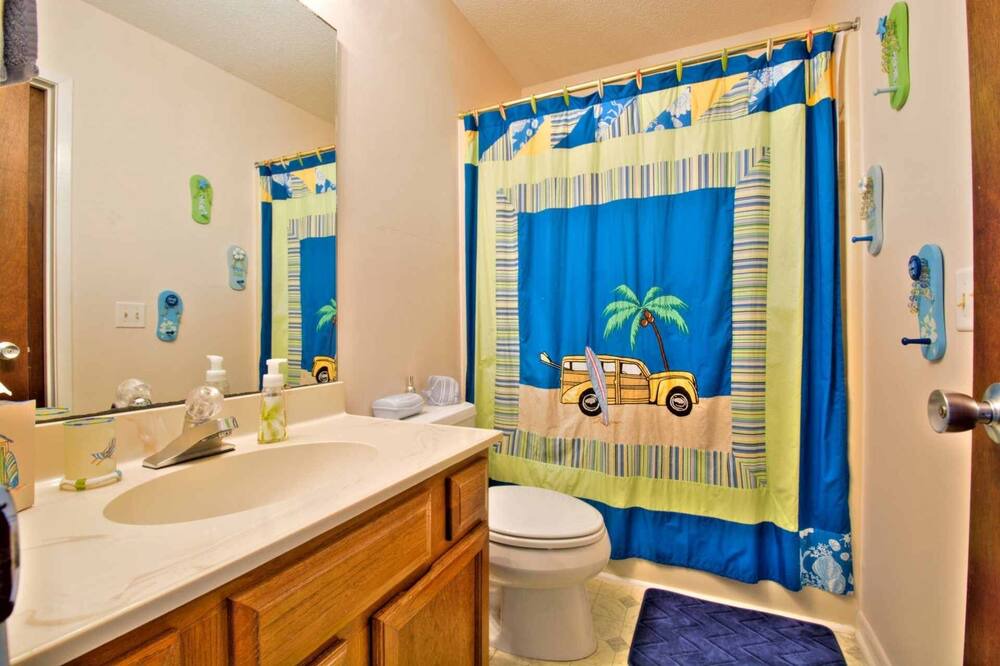 Photo of Bathroom in Santa Rosa Beach