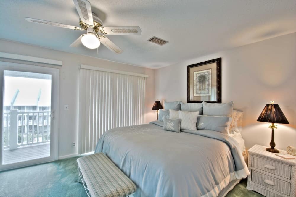 Photo of Bedroom in Santa Rosa Beach
