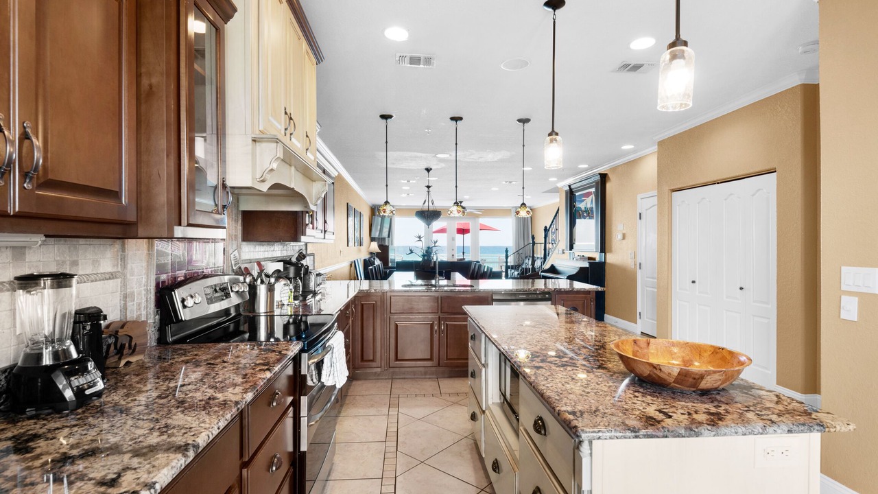 Photo of Kitchen in White Sands