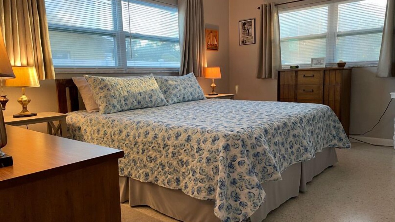 Photo of Bedroom in Largo