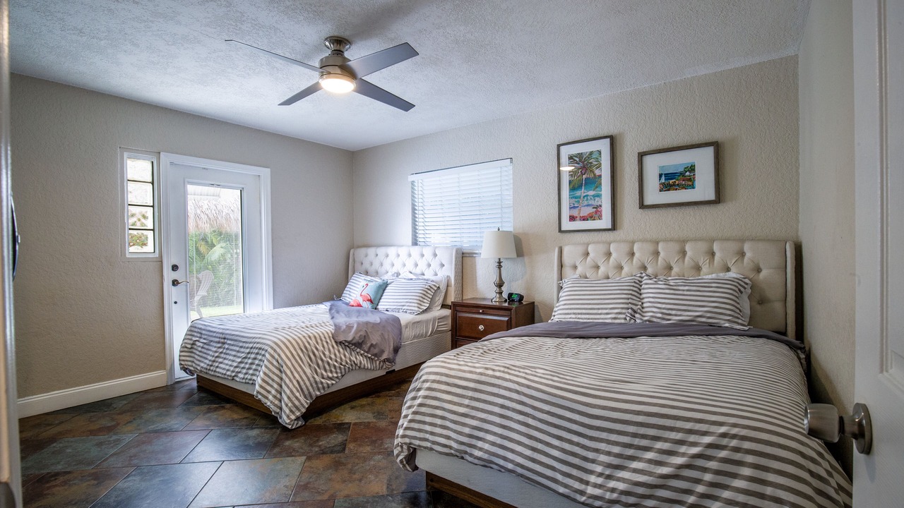 Photo of Bedroom in North Central Hollywood