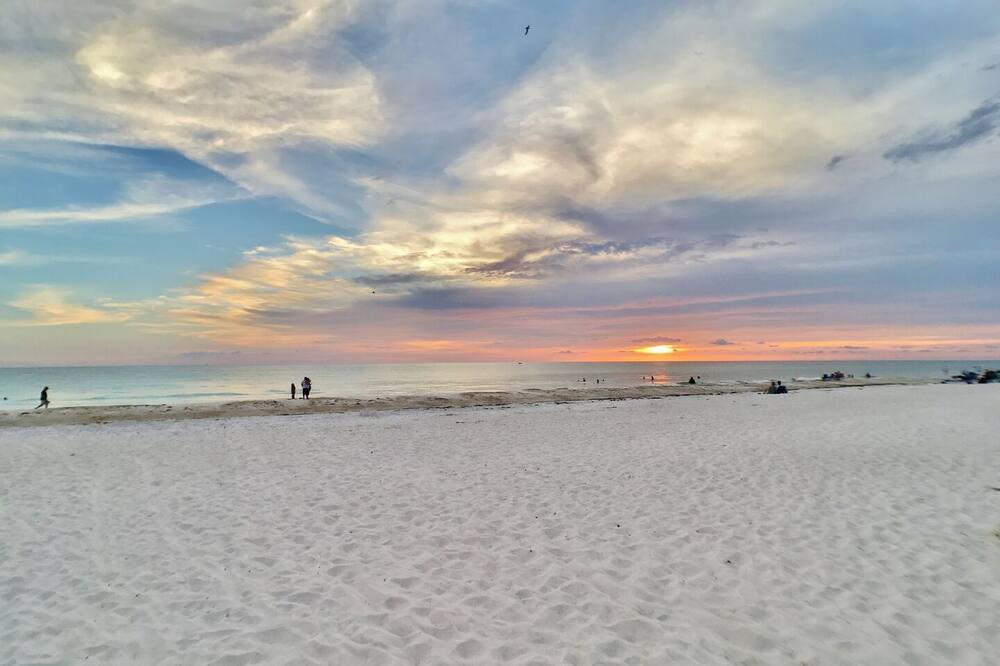 Photo of Others in Whitney Beach