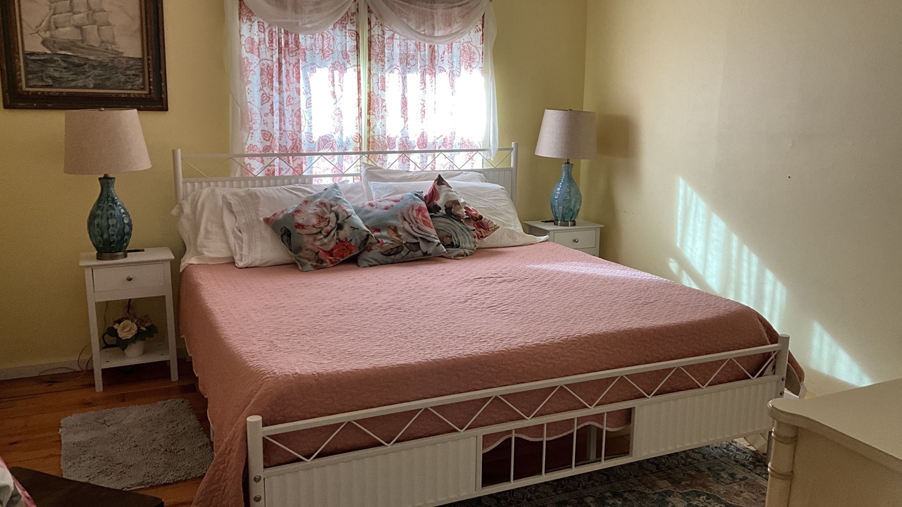 Photo of Bedroom in Lake City