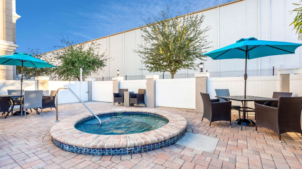 Photo of Outdoor in Pinecrest West Park