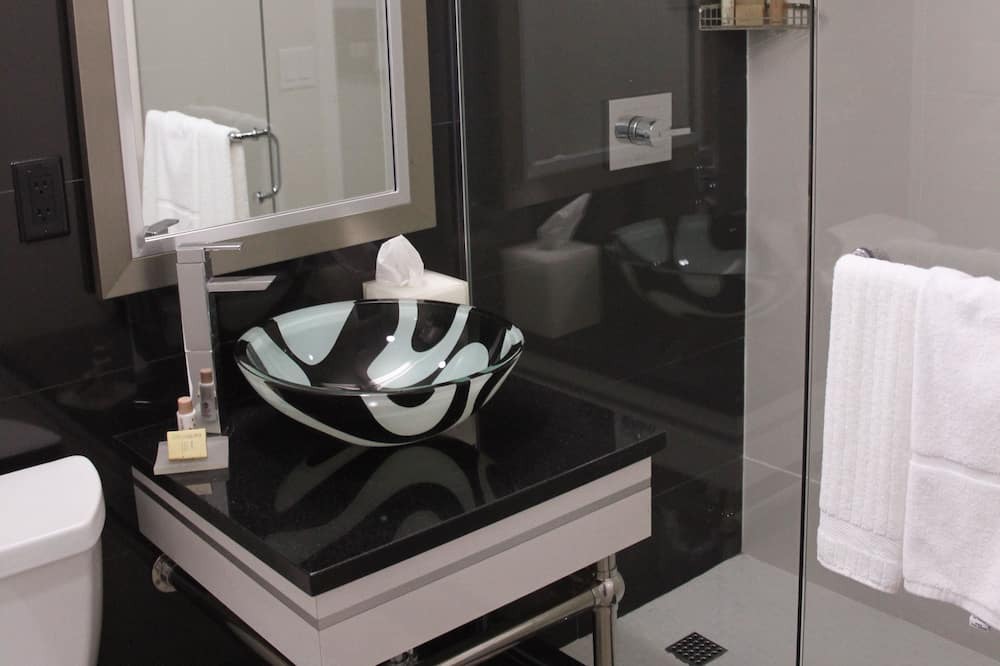 Photo of Bathroom in Bostroms Lower Ormond Beach