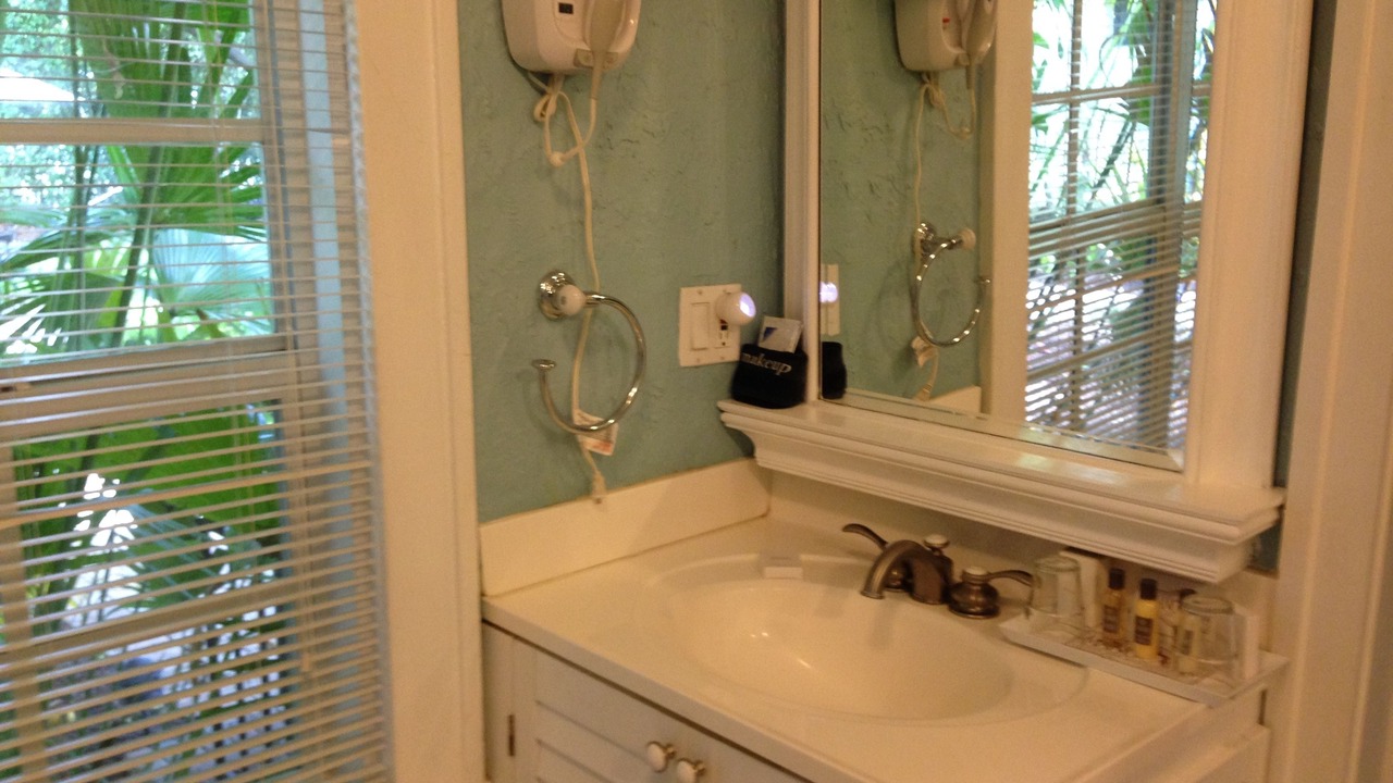 Photo of Bathroom in Parrot Cove