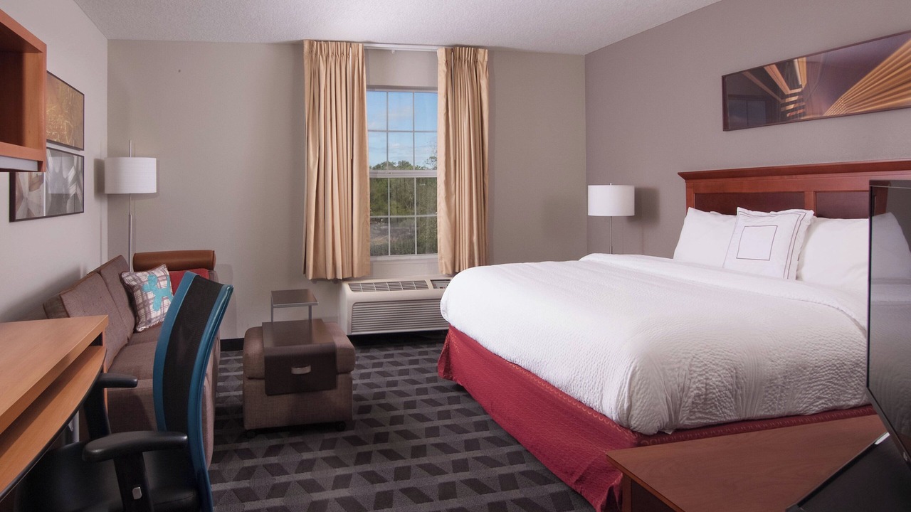 Photo of Bedroom in The Villages