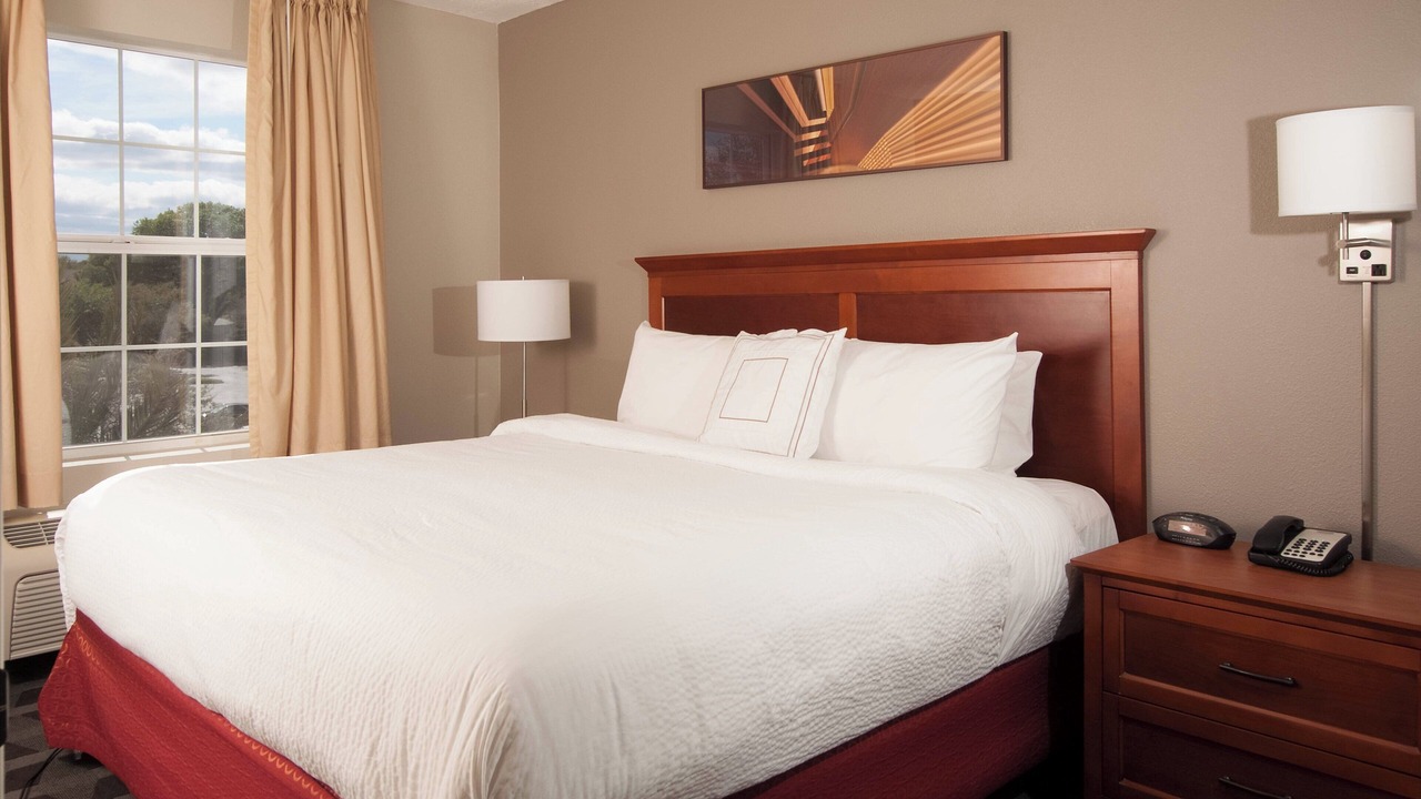 Photo of Bedroom in The Villages