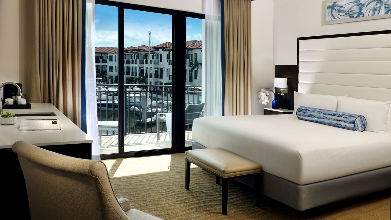 Photo of Bedroom in Royal Harbor