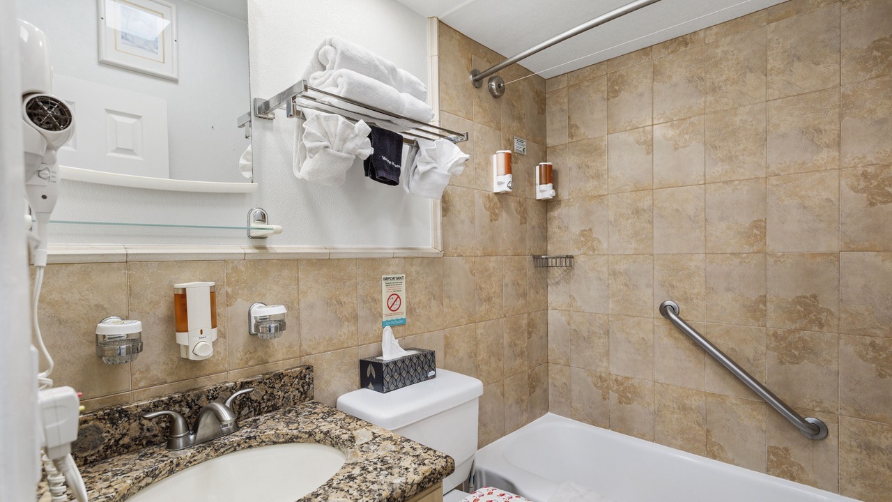 Photo of Bathroom in Belle Vista