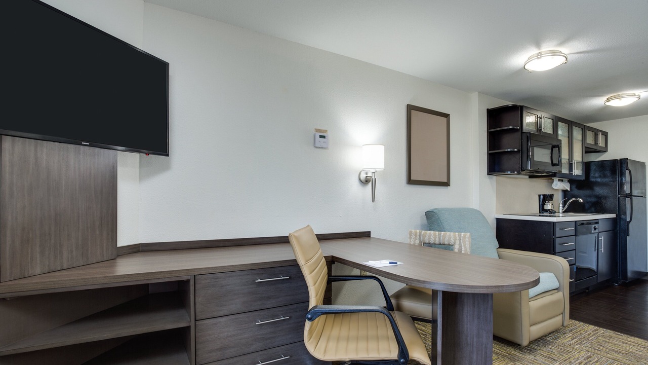 Photo of Bedroom in Edgewood