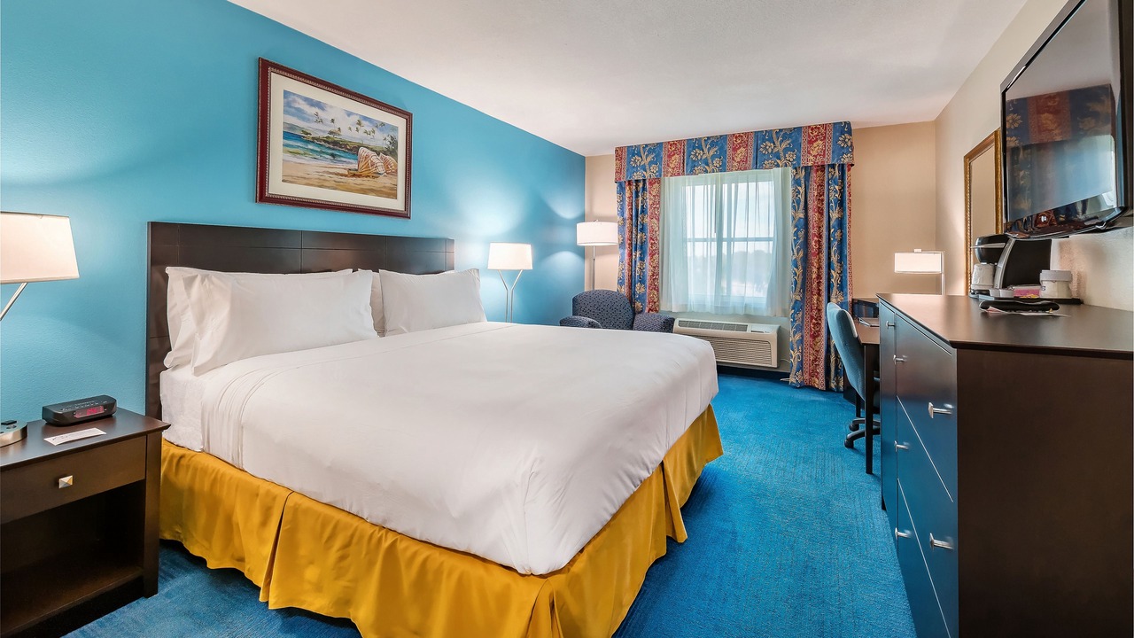 Photo of Bedroom in Three Lakes
