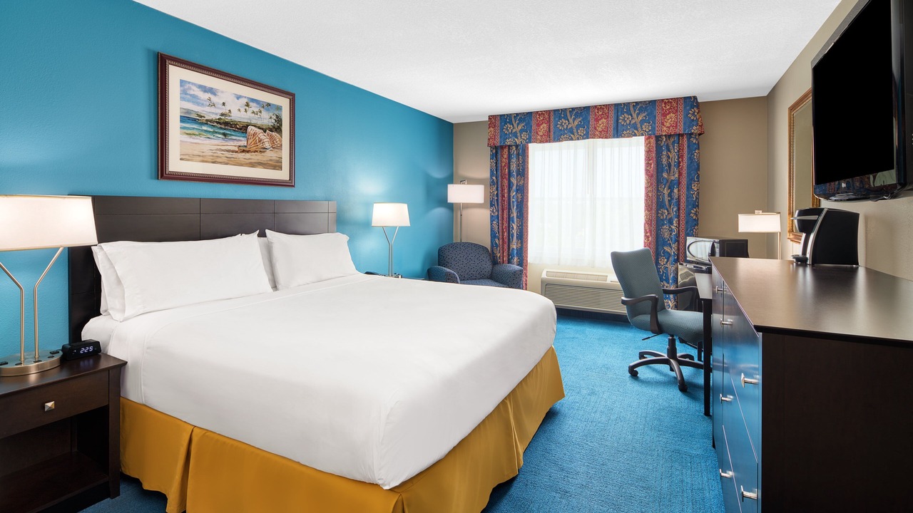 Photo of Bedroom in Three Lakes