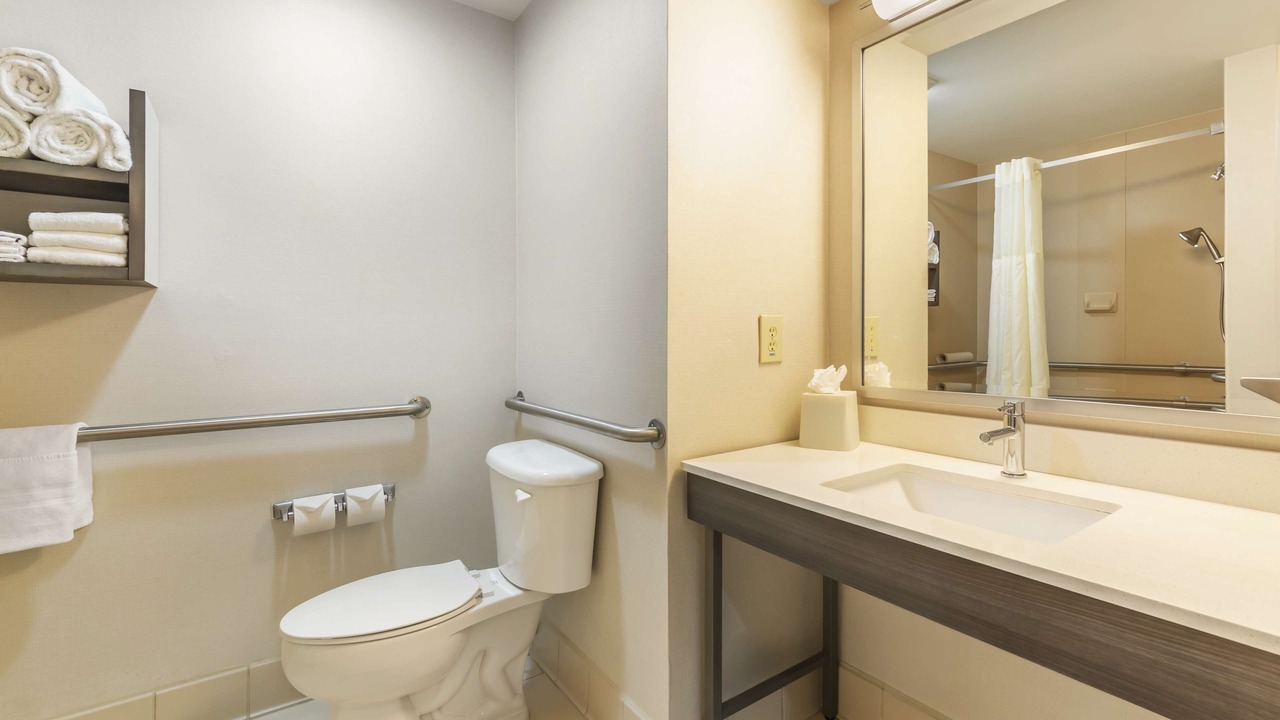 Photo of Bathroom in The Crossings
