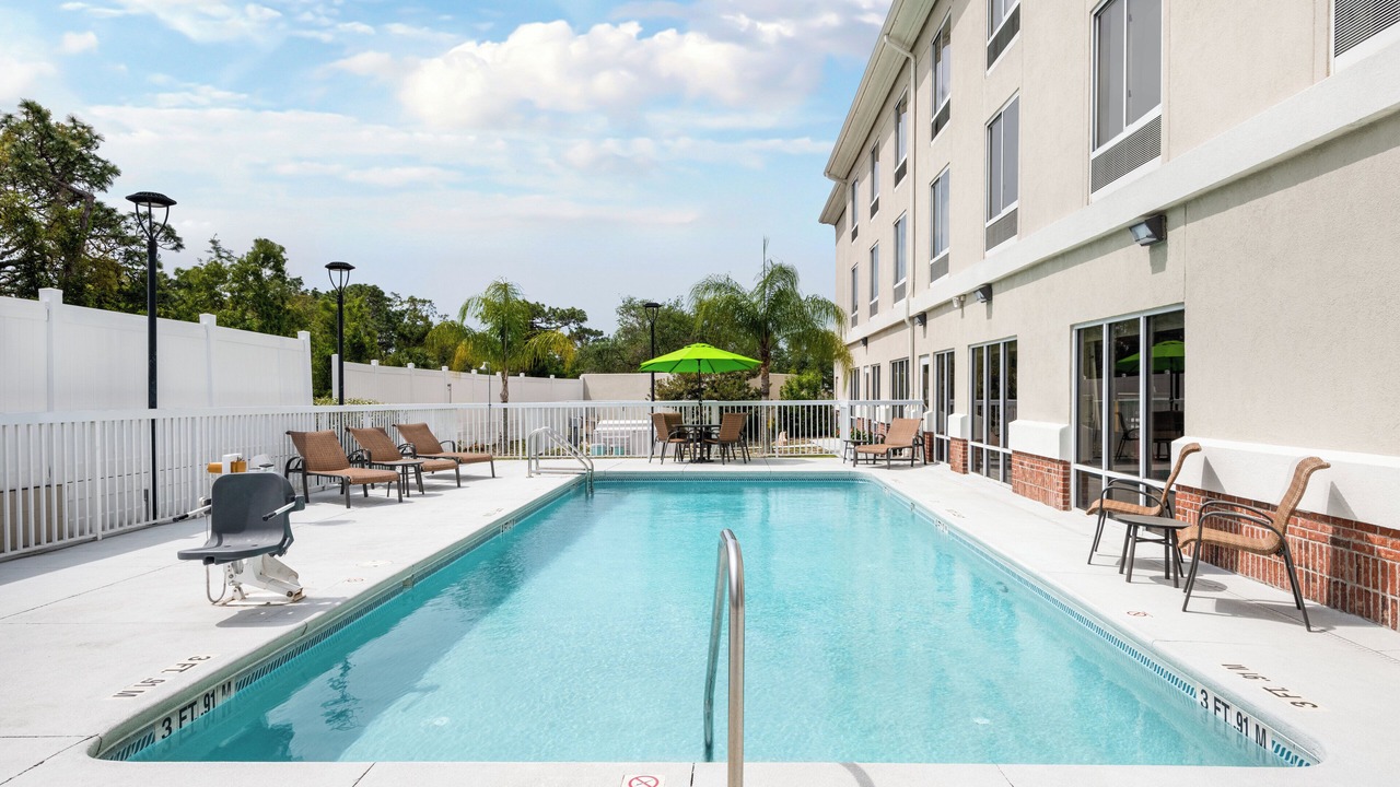 Photo of Outdoor in Forest Oaks