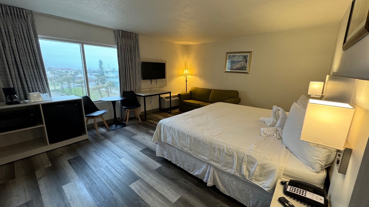 Photo of Bedroom in Daytona Beach Shores