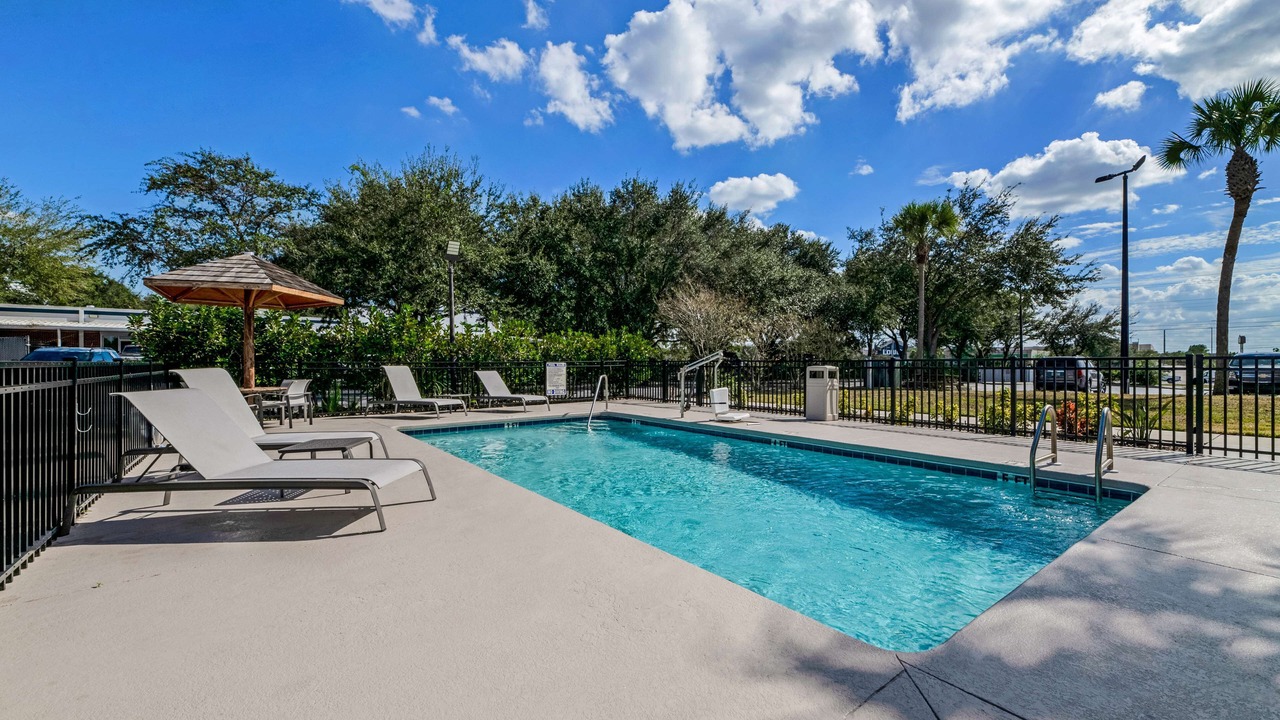 Photo of Outdoor in Auburndale