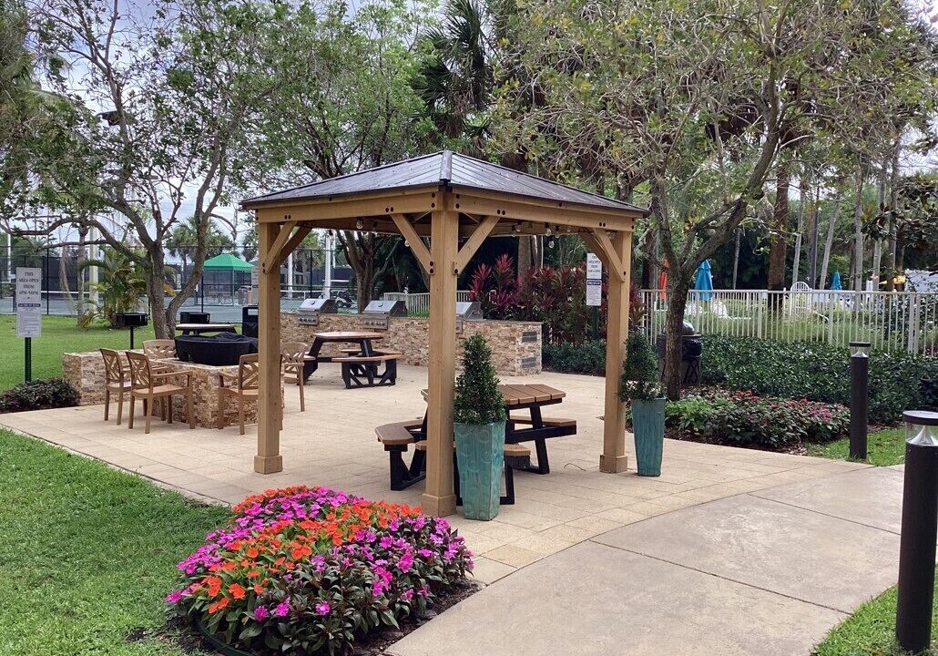 Photo of Outdoor in Weston