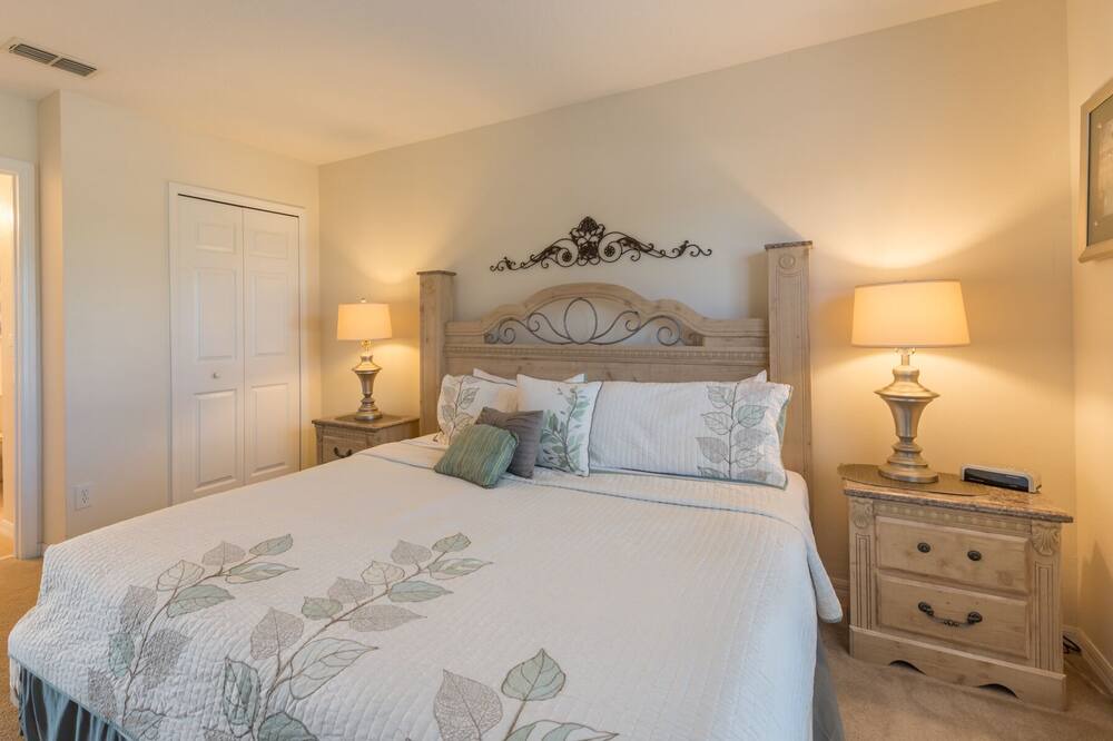Photo of Bedroom in Solana